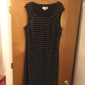 Adorable polka dot Casual Corner Annex dress